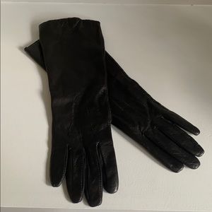 Club Monaco 100% leather/silk long black gloves SM
